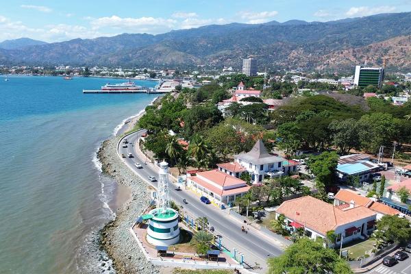  Farol/Lighthouse in Dili